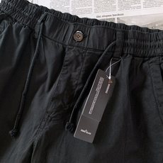 Stone Island 石头岛 2026SS春夏新品 工装束脚休闲裤👖甄选高支水洗混纺面料,触感柔软干爽,自带细腻水 Stone Island 石头岛 2026SS春夏新品 工装束脚休闲裤👖甄选高支水洗混纺面料,触感柔软干爽,自带细腻水