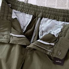 Stone Island 石头岛 2026SS春夏新品 工装束脚休闲裤👖甄选高支水洗混纺面料,触感柔软干爽,自带细腻水 Stone Island 石头岛 2026SS春夏新品 工装束脚休闲裤👖甄选高支水洗混纺面料,触感柔软干爽,自带细腻水