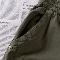 Stone Island 石头岛 2026SS春夏新品 工装束脚休闲裤👖甄选高支水洗混纺面料,触感柔软干爽,自带细腻水 Stone Island 石头岛 2026SS春夏新品 工装束脚休闲裤👖甄选高支水洗混纺面料,触感柔软干爽,自带细腻水