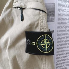 Stone Island 石头岛 2026SS春夏新品 工装束脚休闲裤👖甄选高支水洗混纺面料,触感柔软干爽,自带细腻水 Stone Island 石头岛 2026SS春夏新品 工装束脚休闲裤👖甄选高支水洗混纺面料,触感柔软干爽,自带细腻水