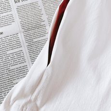 LouisVuitton 路易威登 2026SS春夏新品 彩色刺绣字母短袖T恤👕甄选厚实亲肤的高支棉质面料,触感柔软透 LouisVuitton 路易威登 2026SS春夏新品 彩色刺绣字母短袖T恤👕甄选厚实亲肤的高支棉质面料,触感柔软透