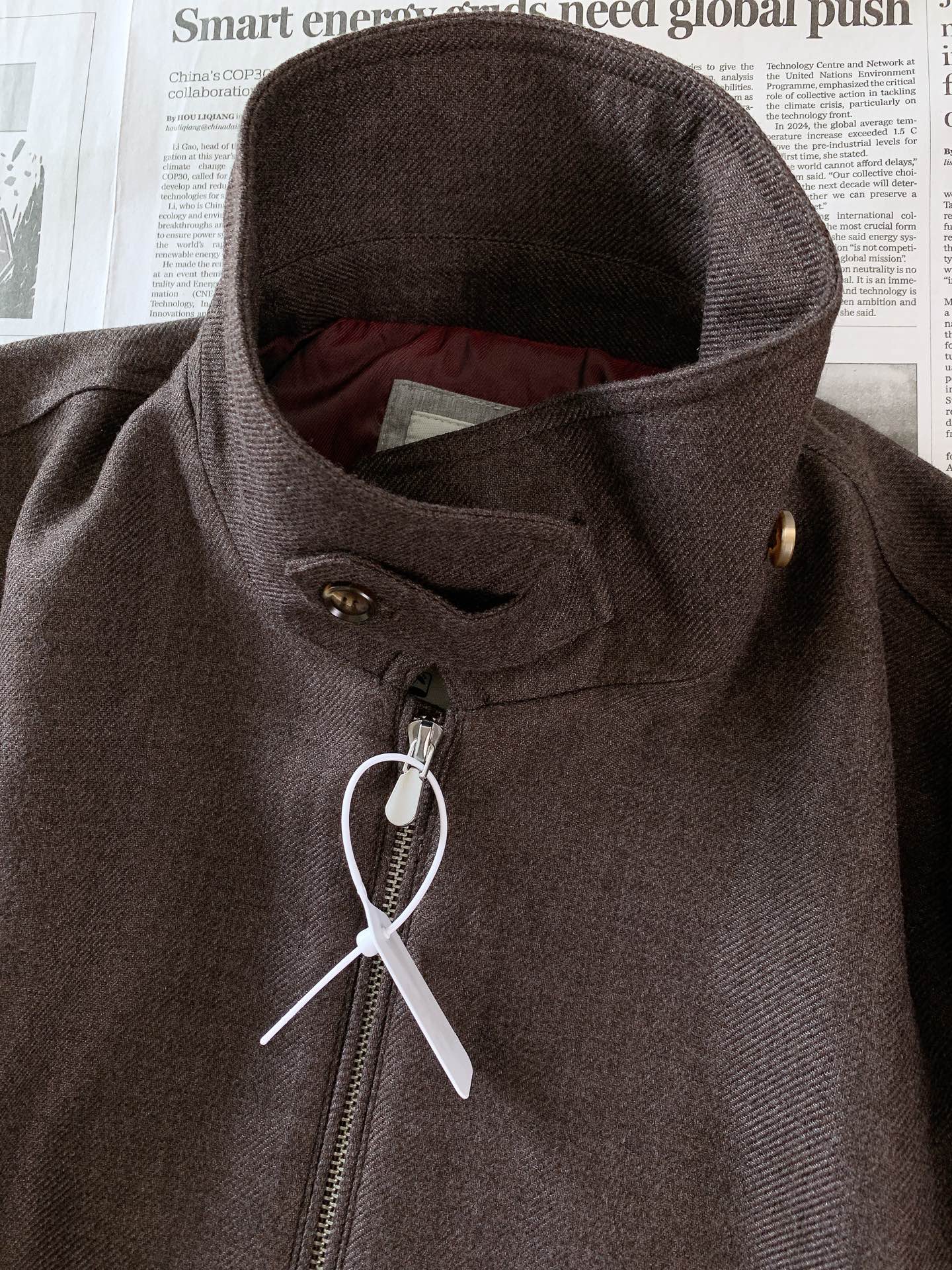 Brunello Cucinelli 布鲁奈罗.库奇内利 2026FW早秋新品 羊毛混纺立领短款夹克，甄选细腻羊毛混纺面