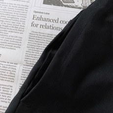 ALO 阿洛 2026SS春夏新品 休闲五分短裤🩳甄选舒适纯棉面料,触感软糯亲肤,透气不闷汗,春夏日常穿毫无负担。松紧抽 ALO 阿洛 2026SS春夏新品 休闲五分短裤🩳甄选舒适纯棉面料,触感软糯亲肤,透气不闷汗,春夏日常穿毫无负担。松紧抽