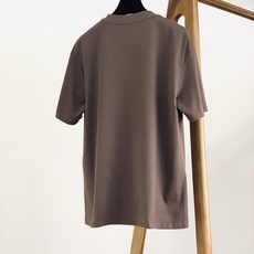 LouisVuitton 路易威登 2026SS春夏新品 肌理短袖T恤👕甄选定制泡泡肌理面料,自带细腻立体纹理,触感柔 LouisVuitton 路易威登 2026SS春夏新品 肌理短袖T恤👕甄选定制泡泡肌理面料,自带细腻立体纹理,触感柔