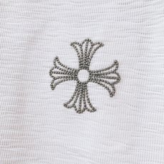 Chrome Hearts 克罗心 2026SS春夏新品 十字刺绣短袖T恤重磅上新!甄选特殊肌理感透气面料,自带细腻立 Chrome Hearts 克罗心 2026SS春夏新品 十字刺绣短袖T恤重磅上新!甄选特殊肌理感透气面料,自带细腻立