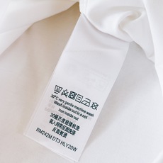 LouisVuitton 路易威登 2026SS春夏新品 艺术四叶草彩绘短袖👕精选高克重纯棉料子,上身软糯舒适同时版型足 LouisVuitton 路易威登 2026SS春夏新品 艺术四叶草彩绘短袖👕精选高克重纯棉料子,上身软糯舒适同时版型足