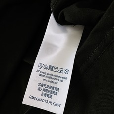 LouisVuitton 路易威登 2026SS春夏新品 艺术四叶草彩绘短袖👕精选高克重纯棉料子,上身软糯舒适同时版型足 LouisVuitton 路易威登 2026SS春夏新品 艺术四叶草彩绘短袖👕精选高克重纯棉料子,上身软糯舒适同时版型足