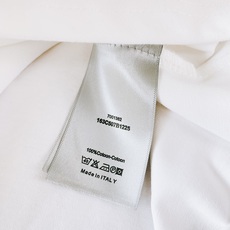 Dior Homme 迪奥·桀傲 2026SS春夏新品 蝴蝶涂鸦短袖T恤👕 高支重磅纯棉料子,上手就能感受到扎实质感,透 Dior Homme 迪奥·桀傲 2026SS春夏新品 蝴蝶涂鸦短袖T恤👕 高支重磅纯棉料子,上手就能感受到扎实质感,透