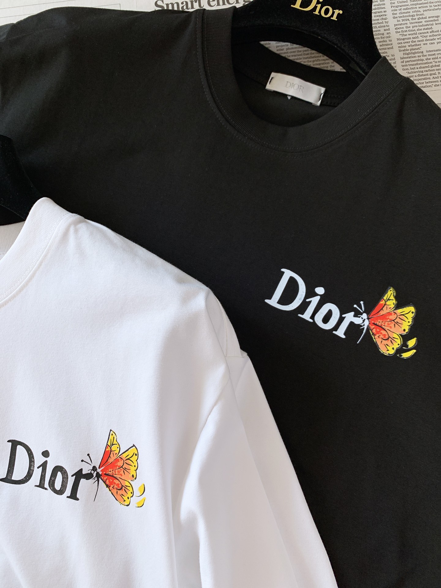 Dior Homme 迪奥·桀傲 2026SS春夏新品 蝴蝶铃兰印花短袖T恤👕 甄选高品质精梳棉面料，上身软糯透气，一年
