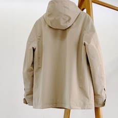 Brunello Cucinelli 布鲁奈罗.库奇内利 2026FW早秋新品 连帽工装夹棉夹克|老钱风天花板✨ BC标 Brunello Cucinelli 布鲁奈罗.库奇内利 2026FW早秋新品 连帽工装夹棉夹克|老钱风天花板✨ BC标