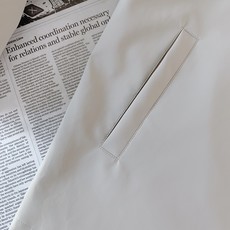 Brunello Cucinelli 布鲁奈罗.库奇内利 2026FW早秋新品 连帽工装夹棉夹克|老钱风天花板✨ BC标 Brunello Cucinelli 布鲁奈罗.库奇内利 2026FW早秋新品 连帽工装夹棉夹克|老钱风天花板✨ BC标