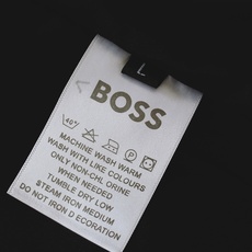 Boss 2026FW早秋新品 男士立领休闲夹克上新✨ 男士衣橱永不过时的轻奢基础外套! 高端机能梭织面料,挺括抗皱,防 Boss 2026FW早秋新品 男士立领休闲夹克上新✨ 男士衣橱永不过时的轻奢基础外套! 高端机能梭织面料,挺括抗皱,防