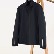 Boss 2026FW早秋新品 男士立领休闲夹克上新✨ 男士衣橱永不过时的轻奢基础外套! 高端机能梭织面料,挺括抗皱,防 Boss 2026FW早秋新品 男士立领休闲夹克上新✨ 男士衣橱永不过时的轻奢基础外套! 高端机能梭织面料,挺括抗皱,防