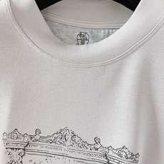Brunello Cucinelli 布鲁奈罗.库奇内利 2026FW秋冬新品 建筑素描长袖T恤 意式轻奢的低调美学,把 Brunello Cucinelli 布鲁奈罗.库奇内利 2026FW秋冬新品 建筑素描长袖T恤 意式轻奢的低调美学,把