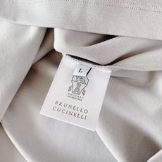 Brunello Cucinelli 布鲁奈罗.库奇内利 2026FW秋冬新品 建筑素描长袖T恤 意式轻奢的低调美学,把 Brunello Cucinelli 布鲁奈罗.库奇内利 2026FW秋冬新品 建筑素描长袖T恤 意式轻奢的低调美学,把