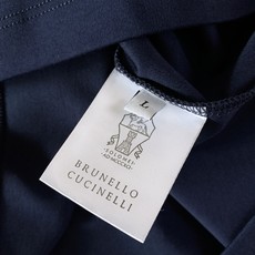 Brunello Cucinelli 布鲁奈罗.库奇内利 2026FW秋冬新品 建筑素描长袖T恤 意式轻奢的低调美学,把 Brunello Cucinelli 布鲁奈罗.库奇内利 2026FW秋冬新品 建筑素描长袖T恤 意式轻奢的低调美学,把
