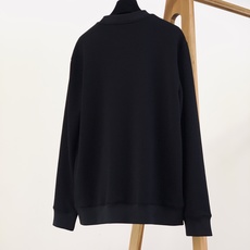 Fendi 芬迪 2026FW早秋新品 刺绣标识圆领圆领卫衣|黑白双色 极简高级的轻奢日常款,男女同款不挑人✨ 高克重面 Fendi 芬迪 2026FW早秋新品 刺绣标识圆领圆领卫衣|黑白双色 极简高级的轻奢日常款,男女同款不挑人✨ 高克重面