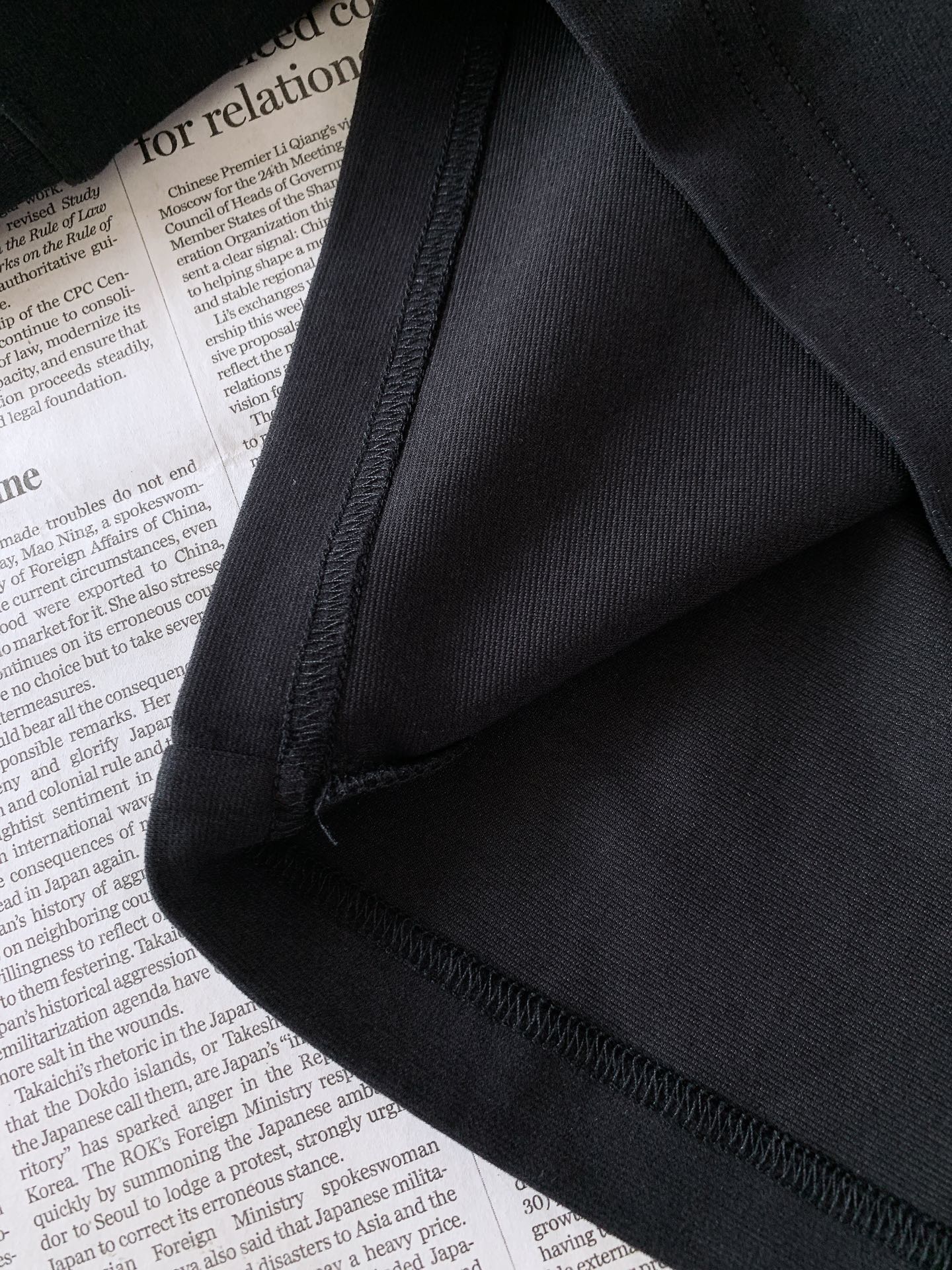 Dior Homme 迪奥·桀傲 2026FW早秋新品 经典CD刺绣长袖打底 高阶男士刚需基础款，黑白两色 高克重精梳棉
