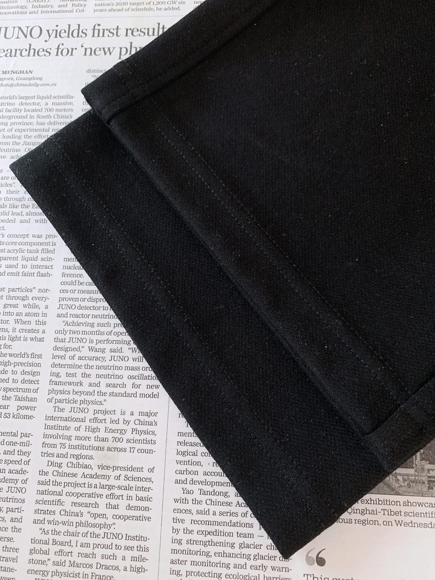 LoroPiana L.P FW早秋新品 Loro piana轻奢休闲直筒长裤👖 把舒适与高级感揉进一条裤子里 高品质针