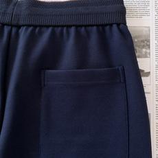 LoroPiana L.P FW早秋新品 Loro piana轻奢休闲直筒长裤👖 把舒适与高级感揉进一条裤子里 高品质针 LoroPiana L.P FW早秋新品 Loro piana轻奢休闲直筒长裤👖 把舒适与高级感揉进一条裤子里 高品质针