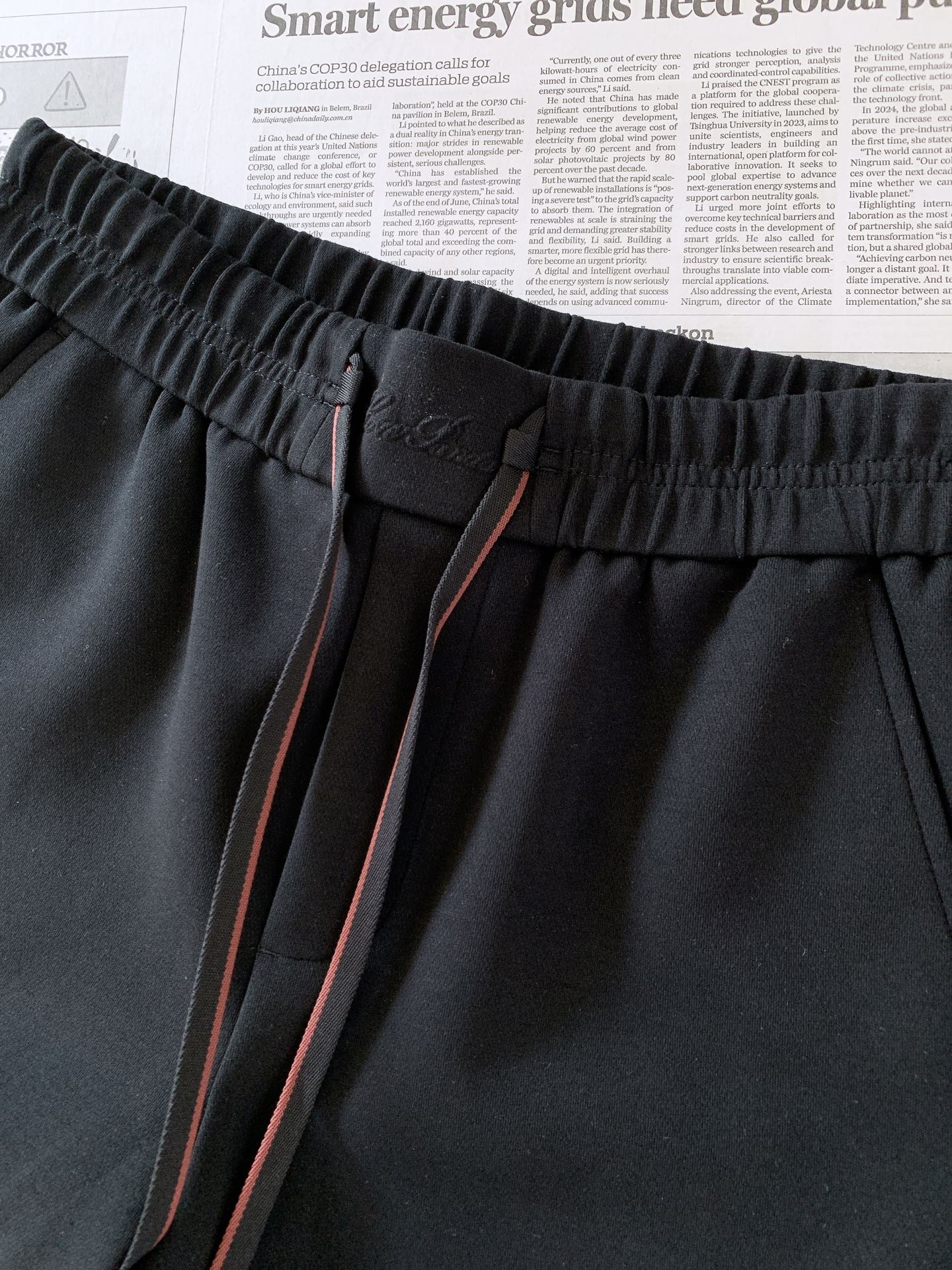 LoroPiana L.P FW早秋新品 Loro piana轻奢直筒休闲裤👖 高克重针织混纺面料，软糯垂顺，上身垂而不