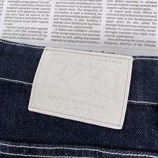 Dior Homme 迪奥·桀傲 2026FW早秋新品 原色直筒牛仔裤👖 重磅原厂丹宁原色面料,深邃藏青原牛色调,棉质面 Dior Homme 迪奥·桀傲 2026FW早秋新品 原色直筒牛仔裤👖 重磅原厂丹宁原色面料,深邃藏青原牛色调,棉质面