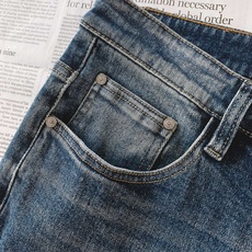 Burberry 巴宝莉 2026FW早秋新品 复古水洗牛仔裤👖 重磅牛仔面料,专属石洗做旧水洗,复古蓝调氛围感直接拉满 Burberry 巴宝莉 2026FW早秋新品 复古水洗牛仔裤👖 重磅牛仔面料,专属石洗做旧水洗,复古蓝调氛围感直接拉满
