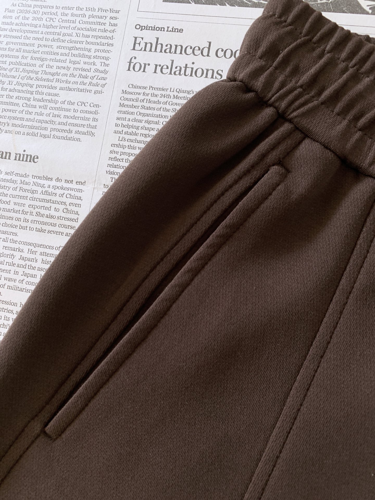 Maison Margiela MM6 马丁马吉拉 2026FW早秋新品 弯刀休闲卫裤👖 松弛感穿搭的天花板 高垂感针织