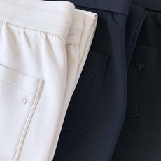 Dior Homme 迪奥·桀傲 2026FW早秋新品 经典蜜蜂🐝刺绣直筒休闲裤 高品质垂感针织面料,软糯亲肤,垂而不塌 Dior Homme 迪奥·桀傲 2026FW早秋新品 经典蜜蜂🐝刺绣直筒休闲裤 高品质垂感针织面料,软糯亲肤,垂而不塌