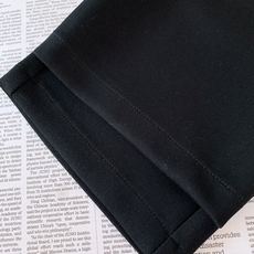 Dior Homme 迪奥·桀傲 2026FW早秋新品 经典蜜蜂🐝刺绣直筒休闲裤 高品质垂感针织面料,软糯亲肤,垂而不塌 Dior Homme 迪奥·桀傲 2026FW早秋新品 经典蜜蜂🐝刺绣直筒休闲裤 高品质垂感针织面料,软糯亲肤,垂而不塌