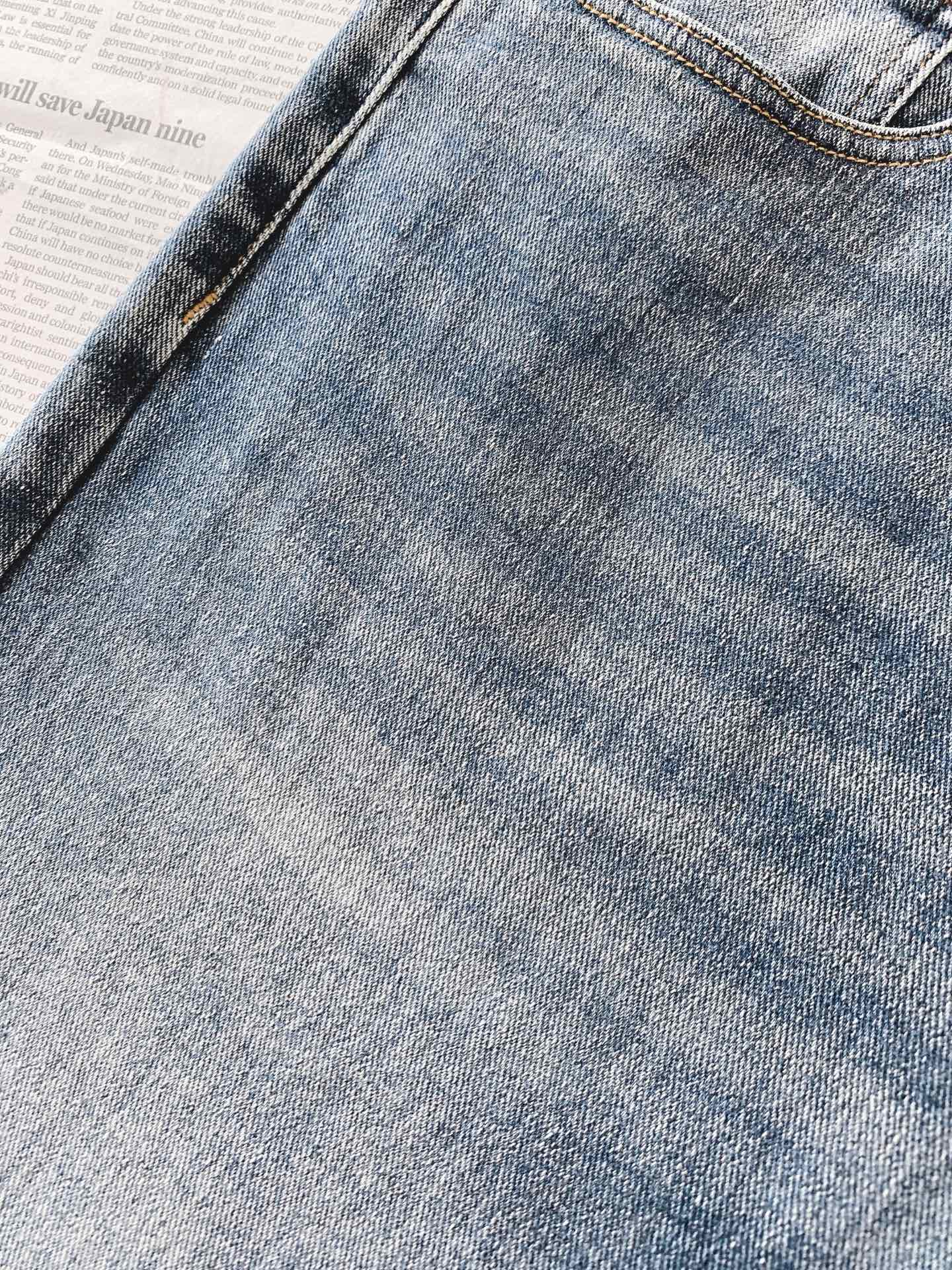 LouisVuitton 路易威登 2026FW早秋新品 复古老花牛仔裤👖 重磅水洗牛仔料子，复古做旧蓝调高级耐看 腰间