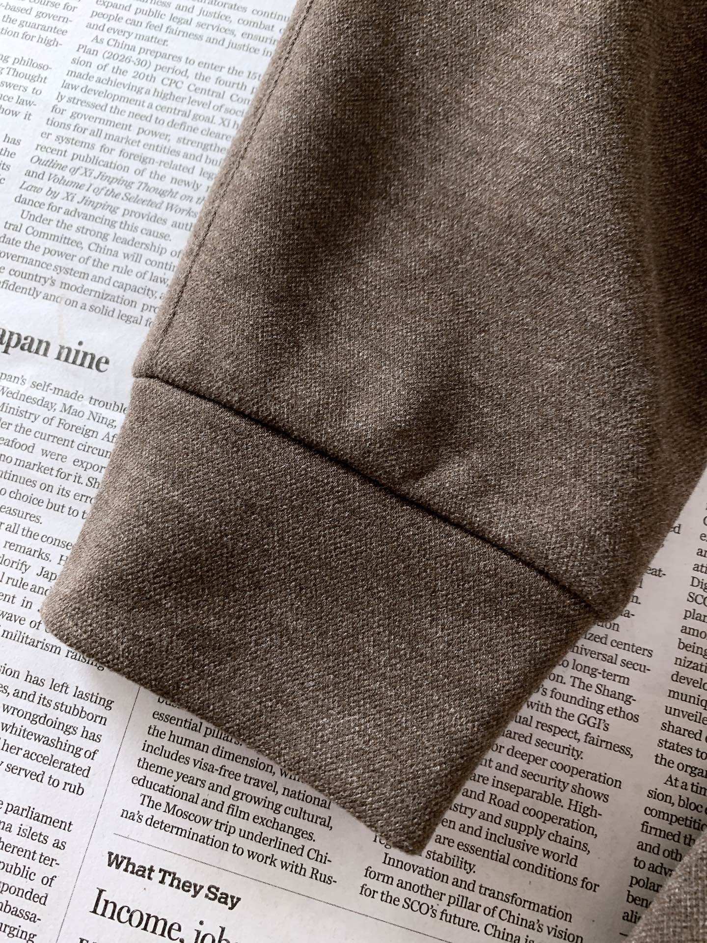 Ermenegildo Zegna 杰尼亚 2026FW早秋新品  翻领羊毛夹克外套🥼甄选高克重羊毛混纺高性能面料，触感