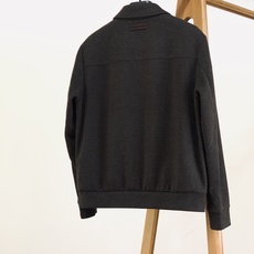 Ermenegildo Zegna 杰尼亚 2026FW早秋新品 翻领羊毛夹克外套🥼甄选高克重羊毛混纺高性能面料,触感 Ermenegildo Zegna 杰尼亚 2026FW早秋新品 翻领羊毛夹克外套🥼甄选高克重羊毛混纺高性能面料,触感