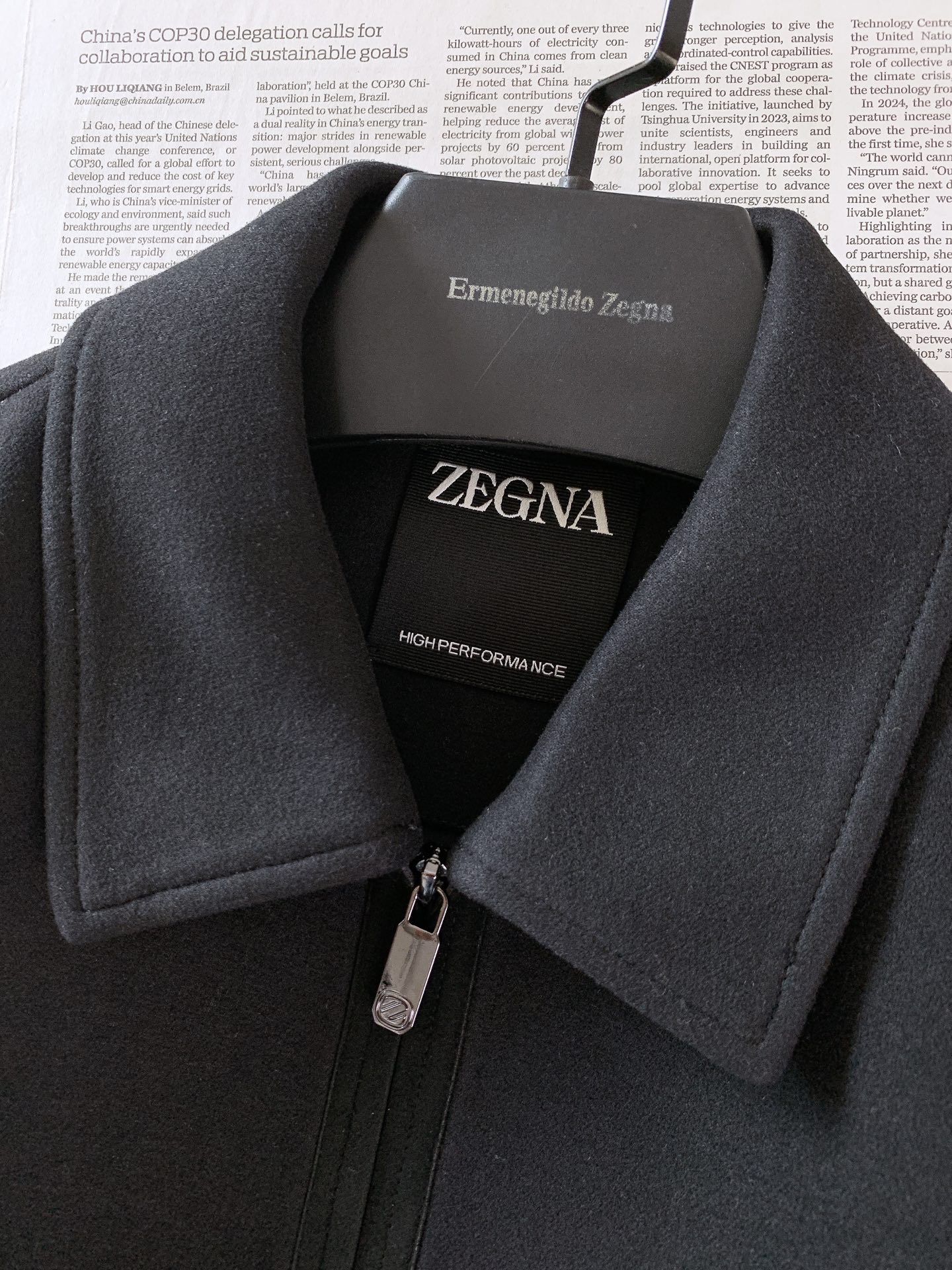 Ermenegildo Zegna 杰尼亚 2026FW早秋新品  翻领羊毛夹克外套🥼甄选高克重羊毛混纺高性能面料，触感