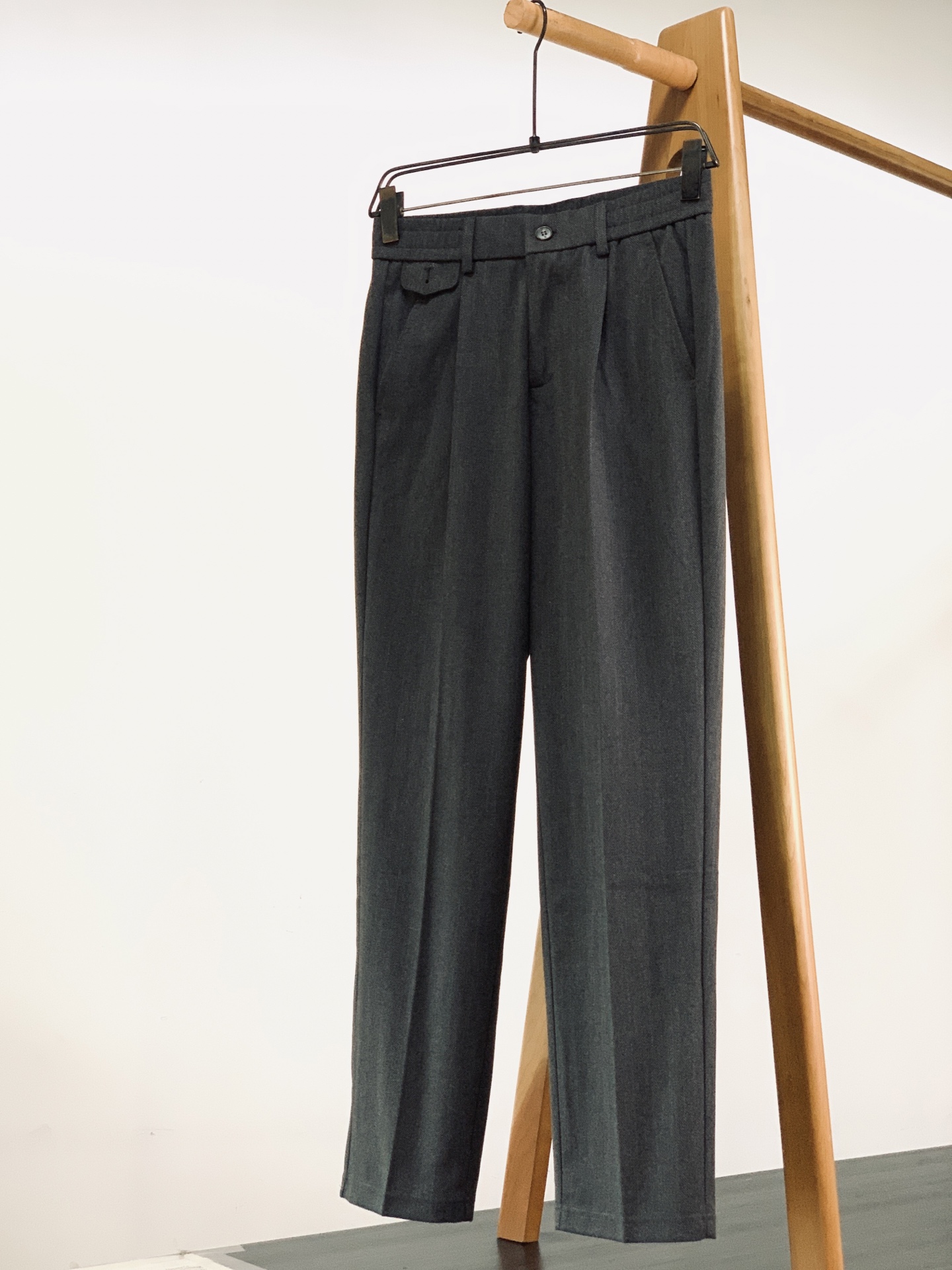 Ermenegildo Zegna 杰尼亚 2026FW早秋新品 休闲毛呢裤👖意式绅士松弛感直接拉满!甄选优质混纺毛呢 Ermenegildo Zegna 杰尼亚 2026FW早秋新品 休闲毛呢裤👖意式绅士松弛感直接拉满!甄选优质混纺毛呢