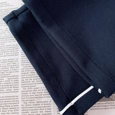 Gucci 古驰 2026FW早秋新品 轻奢刺绣休闲卫裤👖高克重针织面料软糯垂顺,上身舒适有型不易皱。松紧抽绳腰头,织带 Gucci 古驰 2026FW早秋新品 轻奢刺绣休闲卫裤👖高克重针织面料软糯垂顺,上身舒适有型不易皱。松紧抽绳腰头,织带