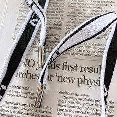 LouisVuitton 路易威登 2026FW早秋新品 轻奢直筒休闲卫裤👖高克重针织面料软糯垂顺,上身松弛不压身。松紧 LouisVuitton 路易威登 2026FW早秋新品 轻奢直筒休闲卫裤👖高克重针织面料软糯垂顺,上身松弛不压身。松紧