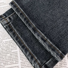 LoroPiana L.P FW早秋新品 Loro Piana男士直筒牛仔裤👖意式轻奢高阶丹宁单品,复古石洗做旧灰蓝色 LoroPiana L.P FW早秋新品 Loro Piana男士直筒牛仔裤👖意式轻奢高阶丹宁单品,复古石洗做旧灰蓝色