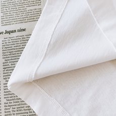 Y-3 山本耀司 2026SS春夏新品 经典刺绣短袖T恤,高克重水洗棉质面料,手感软糯扎实,上身挺括有型不贴身。胸前立体 Y-3 山本耀司 2026SS春夏新品 经典刺绣短袖T恤,高克重水洗棉质面料,手感软糯扎实,上身挺括有型不贴身。胸前立体