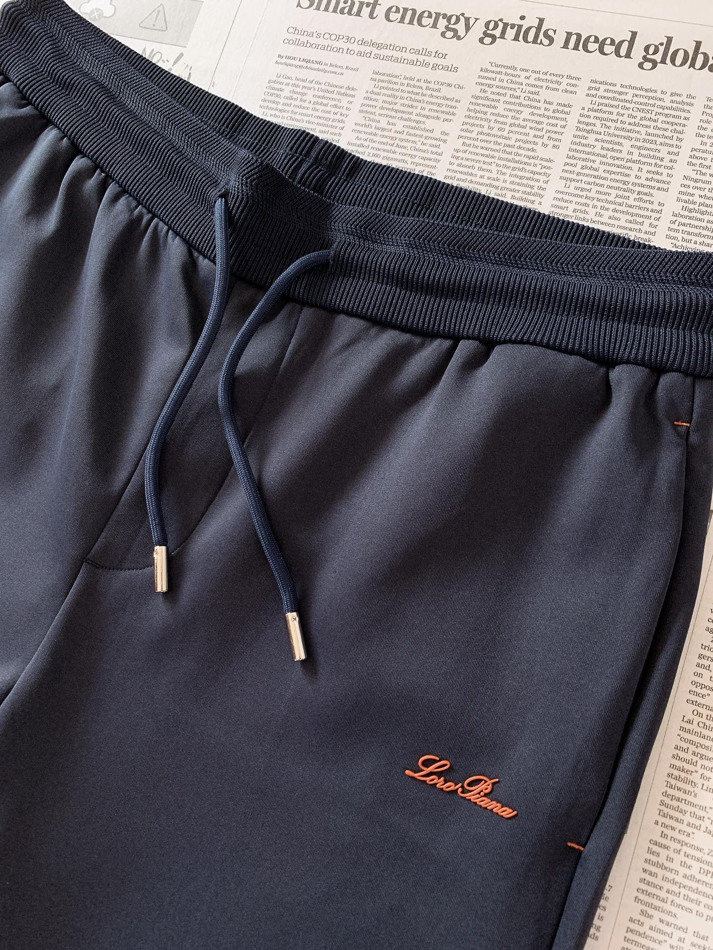 LoroPiana L.P FW早秋新品  Loro Piana休闲套装🥼甄选品牌高端针织混纺面料，面料垂感出色，触感细