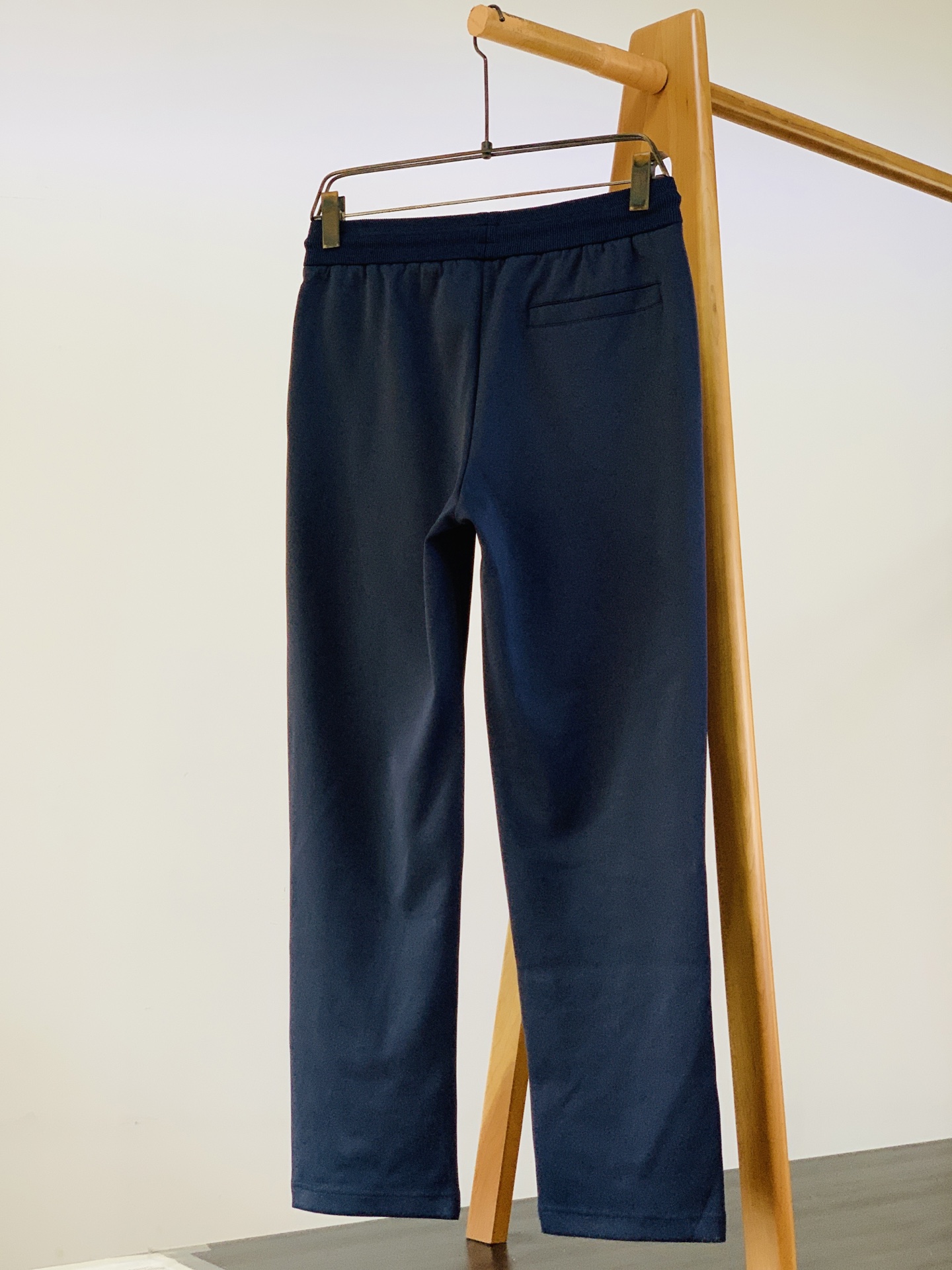 LoroPiana L.P FW早秋新品  Loro Piana休闲套装🥼甄选品牌高端针织混纺面料，面料垂感出色，触感细