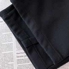 LouisVuitton 路易威登 2026FW早秋新品 轻奢休闲卫裤👖高克重针织面料上手软糯垂顺,上身舒适不闷,久穿不 LouisVuitton 路易威登 2026FW早秋新品 轻奢休闲卫裤👖高克重针织面料上手软糯垂顺,上身舒适不闷,久穿不