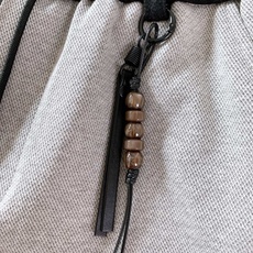 Maison Margiela MM6 马丁马吉拉 2026FW早秋新品 时尚休闲直筒裤👖斜纹针织混纺面料质感出众,厚实 Maison Margiela MM6 马丁马吉拉 2026FW早秋新品 时尚休闲直筒裤👖斜纹针织混纺面料质感出众,厚实