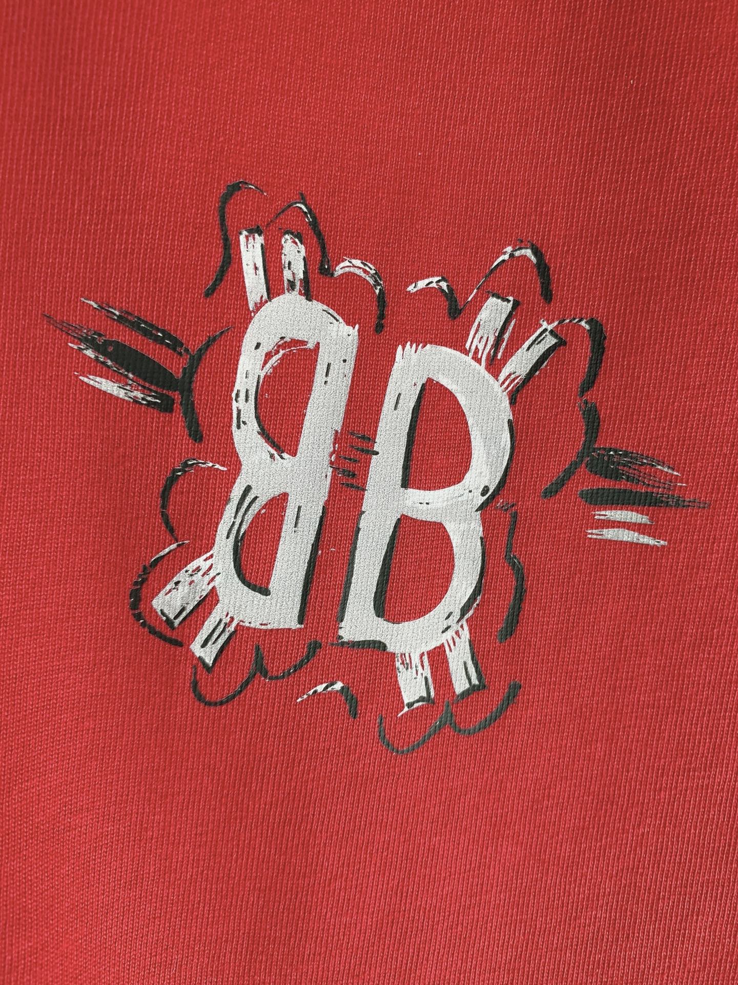 𝐁𝐚𝐥𝐞𝐧𝐜𝐢𝐚𝐠𝐚 巴黎世家 2026SS春夏新品 涂鸦BB短袖T恤👕重磅水洗棉质面料,整衣复古做旧水洗处理,领口袖口 𝐁𝐚𝐥𝐞𝐧𝐜𝐢𝐚𝐠𝐚 巴黎世家 2026SS春夏新品 涂鸦BB短袖T恤👕重磅水洗棉质面料,整衣复古做旧水洗处理,领口袖口