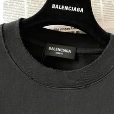 𝐁𝐚𝐥𝐞𝐧𝐜𝐢𝐚𝐠𝐚 巴黎世家 2026SS春夏新品 涂鸦BB短袖T恤👕重磅水洗棉质面料,整衣复古做旧水洗处理,领口袖口 𝐁𝐚𝐥𝐞𝐧𝐜𝐢𝐚𝐠𝐚 巴黎世家 2026SS春夏新品 涂鸦BB短袖T恤👕重磅水洗棉质面料,整衣复古做旧水洗处理,领口袖口