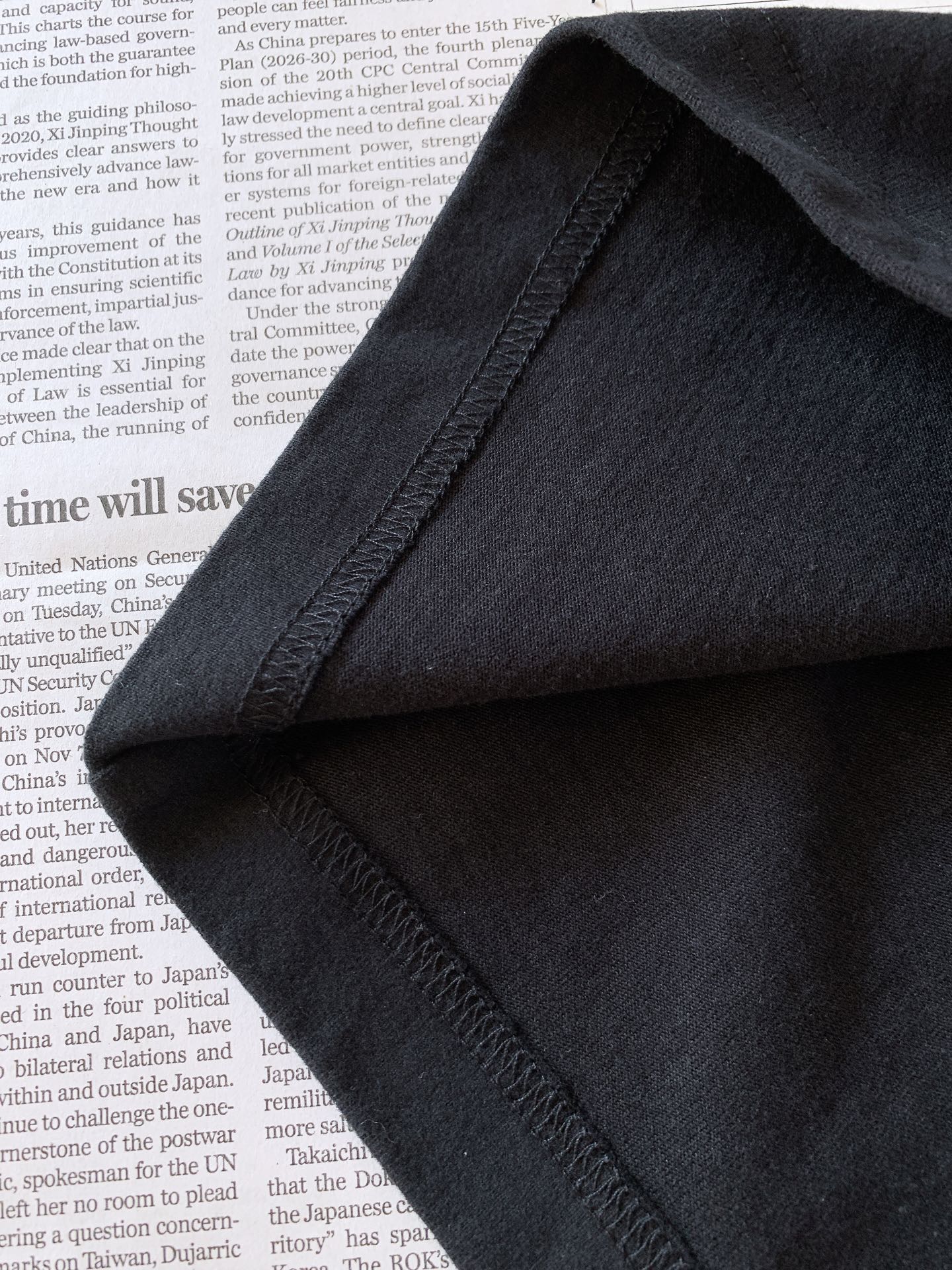 Gucci 古驰 2026FW早秋新品 重磅刺绣T恤👕甄选长绒棉料子,手感细腻扎实,上身挺括有型不贴身。胸前麦穗GG立体 Gucci 古驰 2026FW早秋新品 重磅刺绣T恤👕甄选长绒棉料子,手感细腻扎实,上身挺括有型不贴身。胸前麦穗GG立体