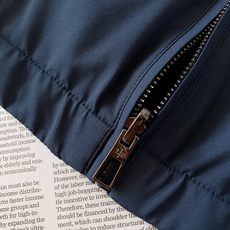 LoroPiana L.P FW早秋新品 Loro Piana双面穿马甲🎽 甄选高端双料织造,一面细腻针织亲肤柔和,另 LoroPiana L.P FW早秋新品 Loro Piana双面穿马甲🎽 甄选高端双料织造,一面细腻针织亲肤柔和,另