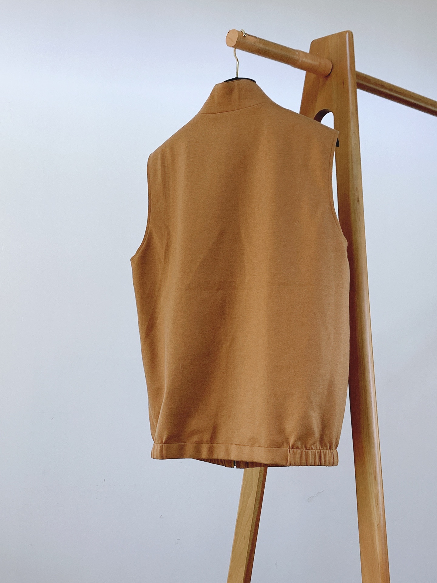 LoroPiana L.P FW早秋新品  Loro Piana双面穿马甲🎽 甄选高端双料织造，一面细腻针织亲肤柔和，另