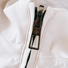 LoroPiana L.P FW早秋新品 Loro Piana双面穿马甲🎽 甄选高端双料织造,一面细腻针织亲肤柔和,另 LoroPiana L.P FW早秋新品 Loro Piana双面穿马甲🎽 甄选高端双料织造,一面细腻针织亲肤柔和,另