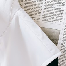 LoroPiana L.P FW早秋新品 Loro Piana双面穿马甲🎽 甄选高端双料织造,一面细腻针织亲肤柔和,另 LoroPiana L.P FW早秋新品 Loro Piana双面穿马甲🎽 甄选高端双料织造,一面细腻针织亲肤柔和,另